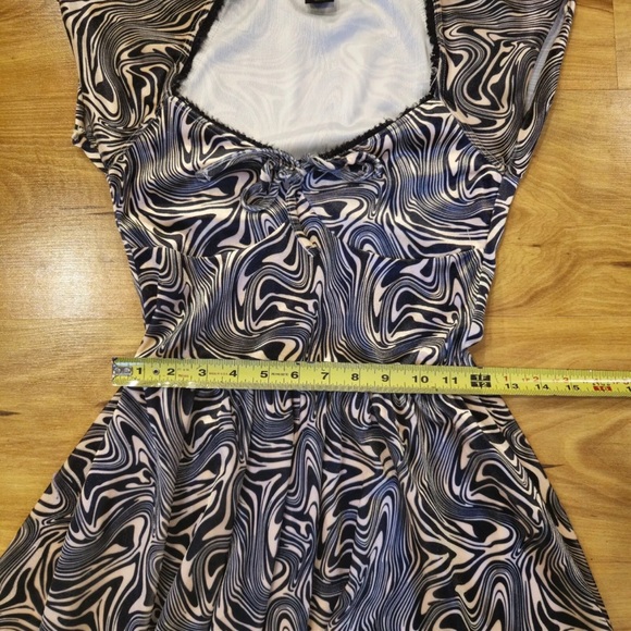 Y2K VTG Urban outfitters Velour Tiger print mini dress romper size S - Picture 4 of 8